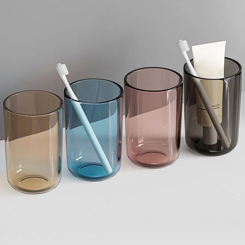 Ein transparenter Mundwasserbe – Zara Home Bathroom Bewertung und Preis