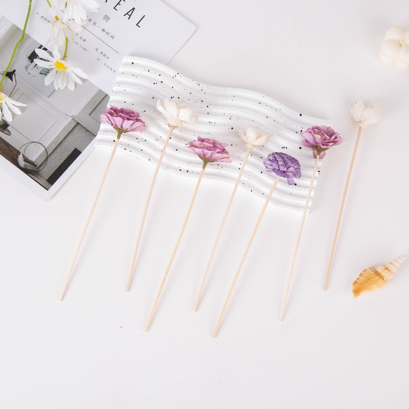 Rattanstäbchen und Sola-Blumen – Home One Bathroom Accessories Bewertung und Preis